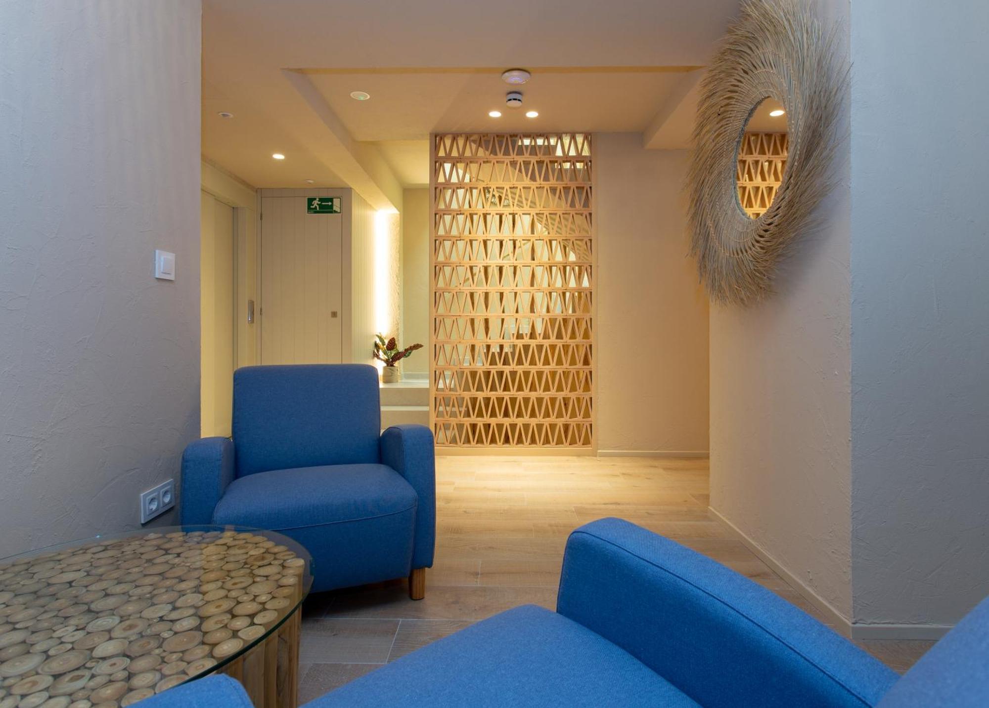 Xulos Rooms & Suites Peñíscola エクステリア 写真