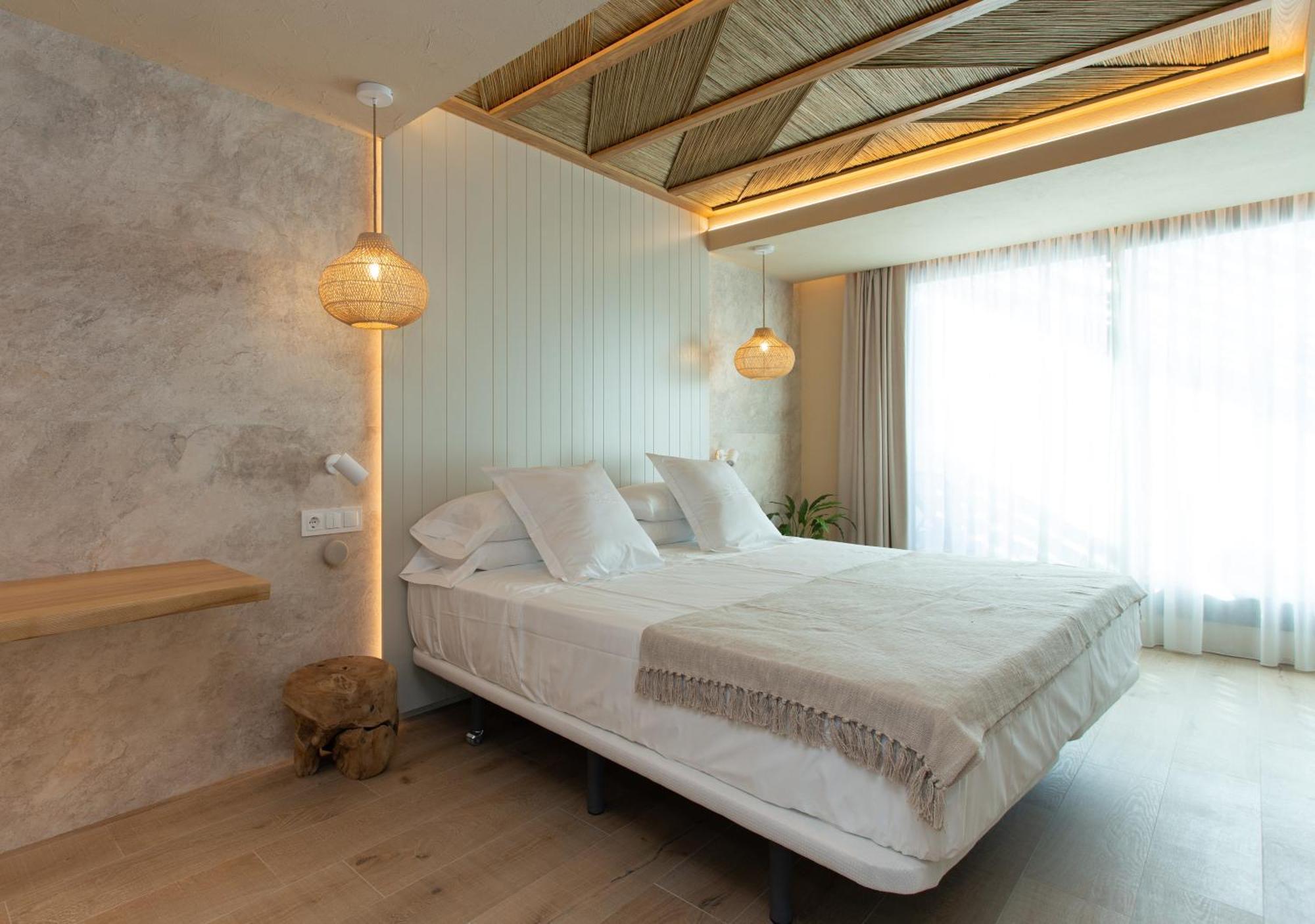 Xulos Rooms & Suites Peñíscola エクステリア 写真