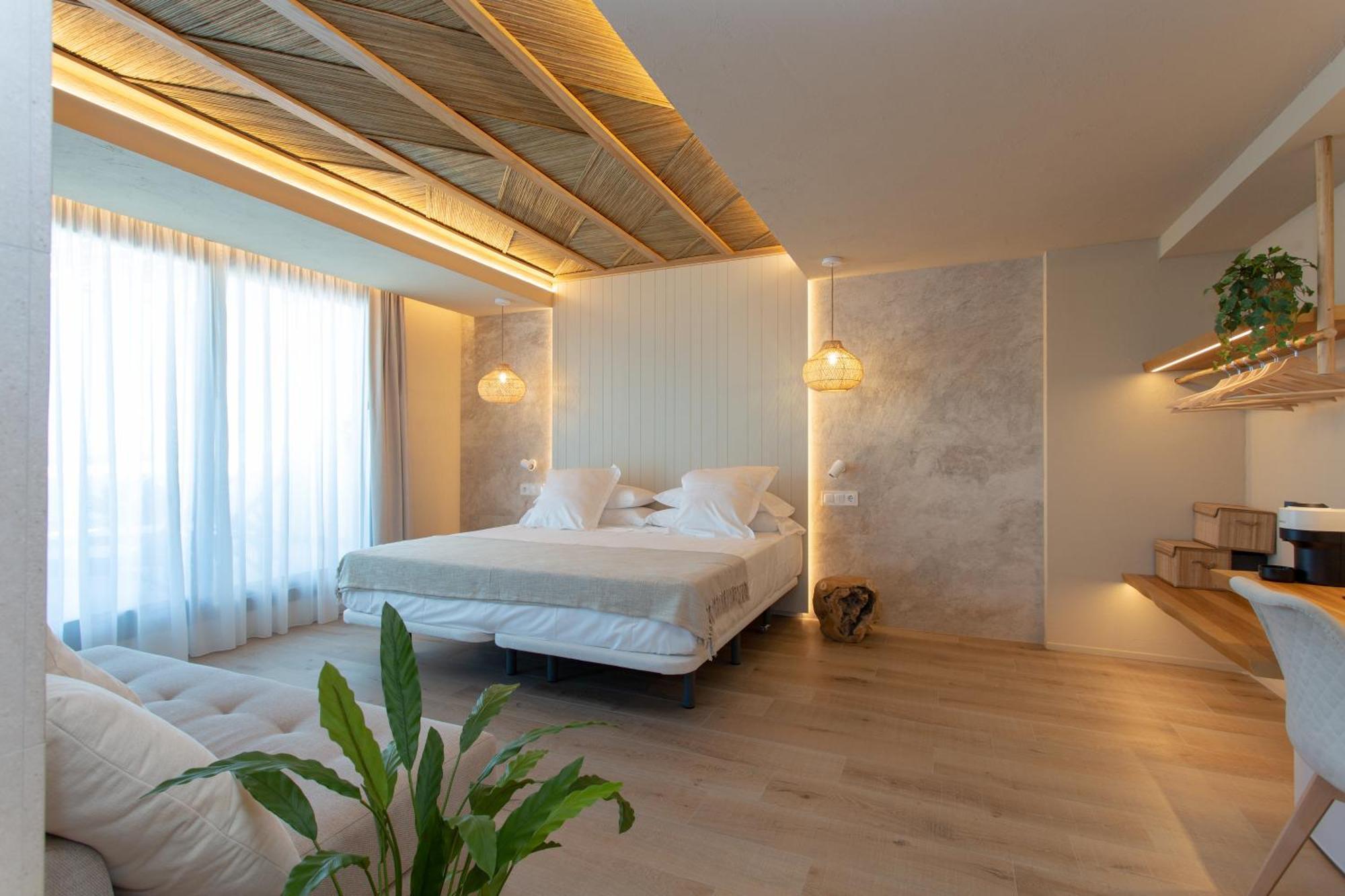 Xulos Rooms & Suites Peñíscola エクステリア 写真