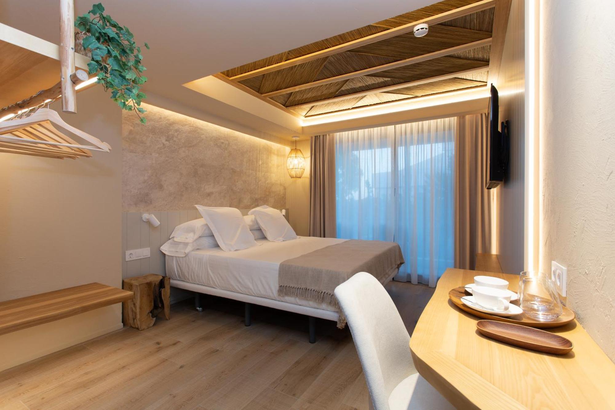 Xulos Rooms & Suites Peñíscola エクステリア 写真
